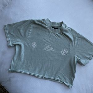 Darc Sport women’s mint green cropped tee, size S